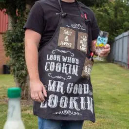 Ποδιά BBQ Mr Good Lookin', προβολή