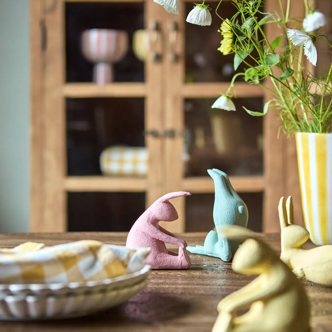 Διακοσμητικό Κουνελάκι YOGA | Σε Στάση Χαλάρωσης Phos & Gaia