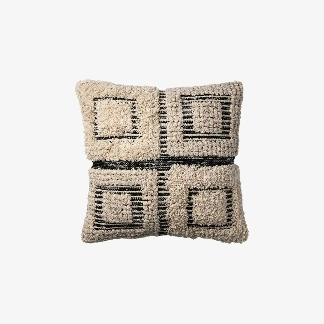 Μαξιλαροθήκη MINNA 50x50 με γεωμετρικό μοτίβο σε off white και μαύρο