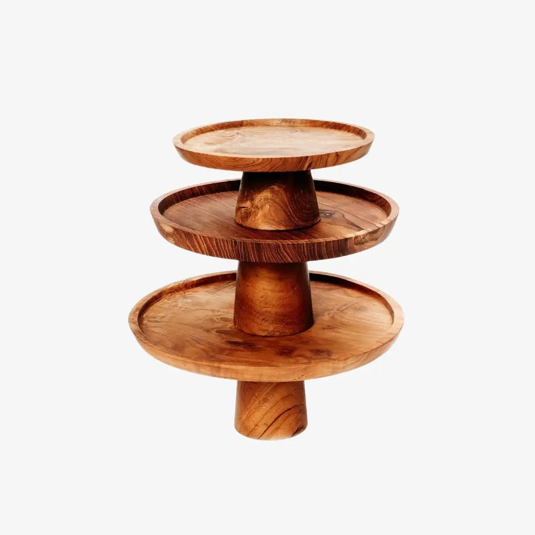 Τρεις χειροποίητες βάσεις παρουσίασης Teak Root από ξύλο teak σε διαφορετικά μεγέθη